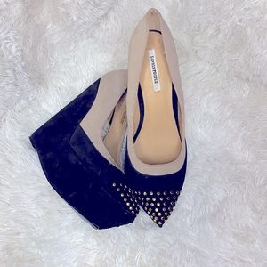 Black and Tan Lovely People Platform Wedges